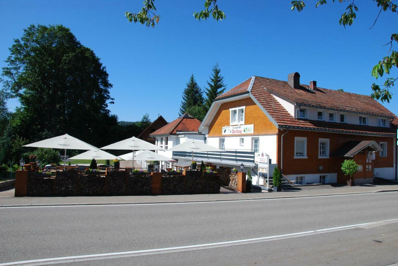 Hotel Landgasthof Zum Dorfkrug Häusern Esterno foto