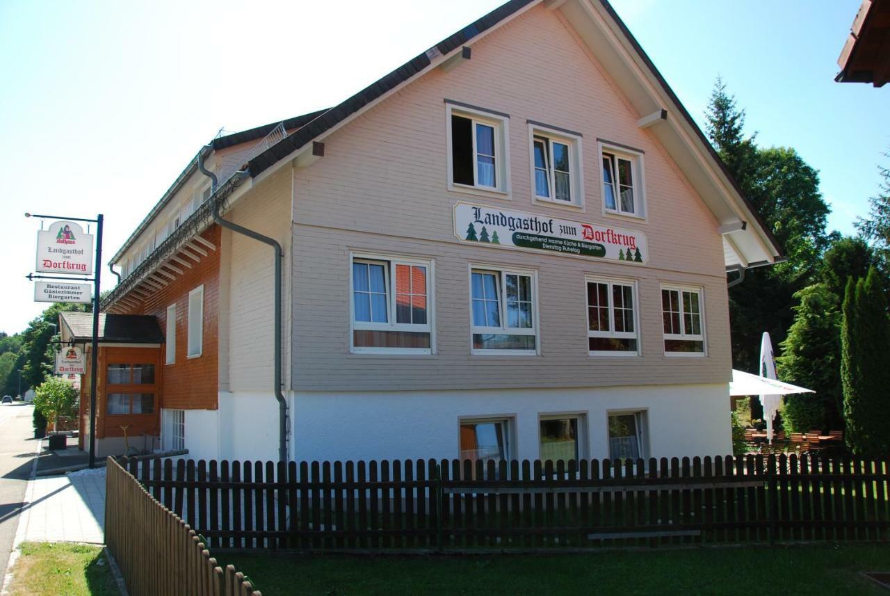 Hotel Landgasthof Zum Dorfkrug Häusern Esterno foto